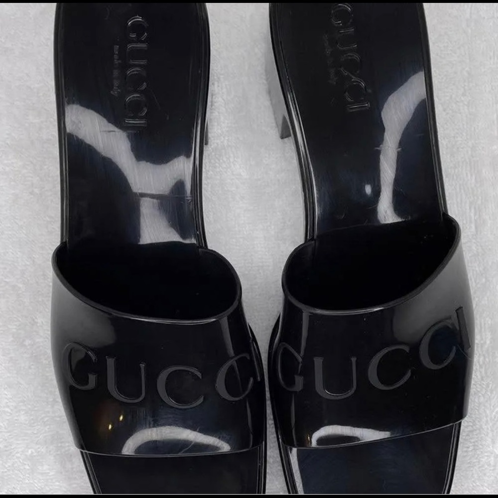 Gucci rubber slides